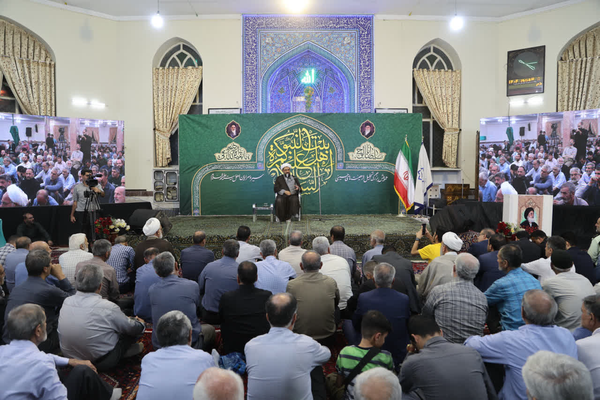 محبت اهل بیت(ع) باید با معرفت همراه باشد