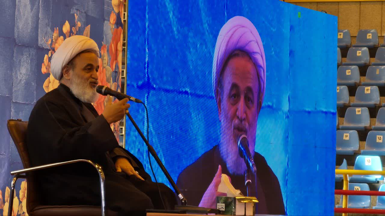 پناهیان: محوریت در نظام آموزشی باید بر مبنای پرورش اجتماعی شکل گیرد