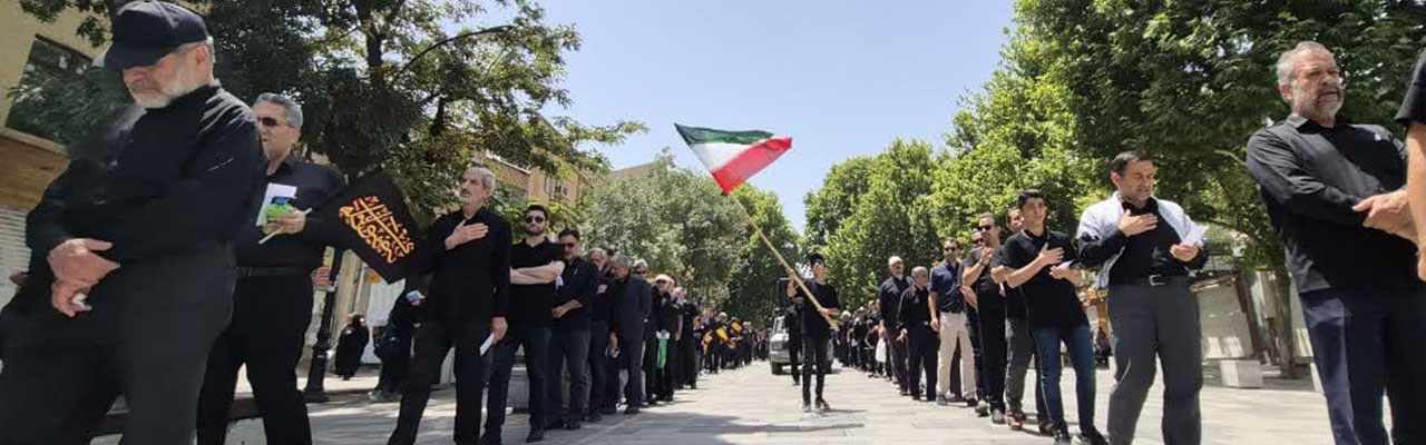 دسته عزاداری پرشور نوجوانان و دانش آموزان مجموعه مدارس