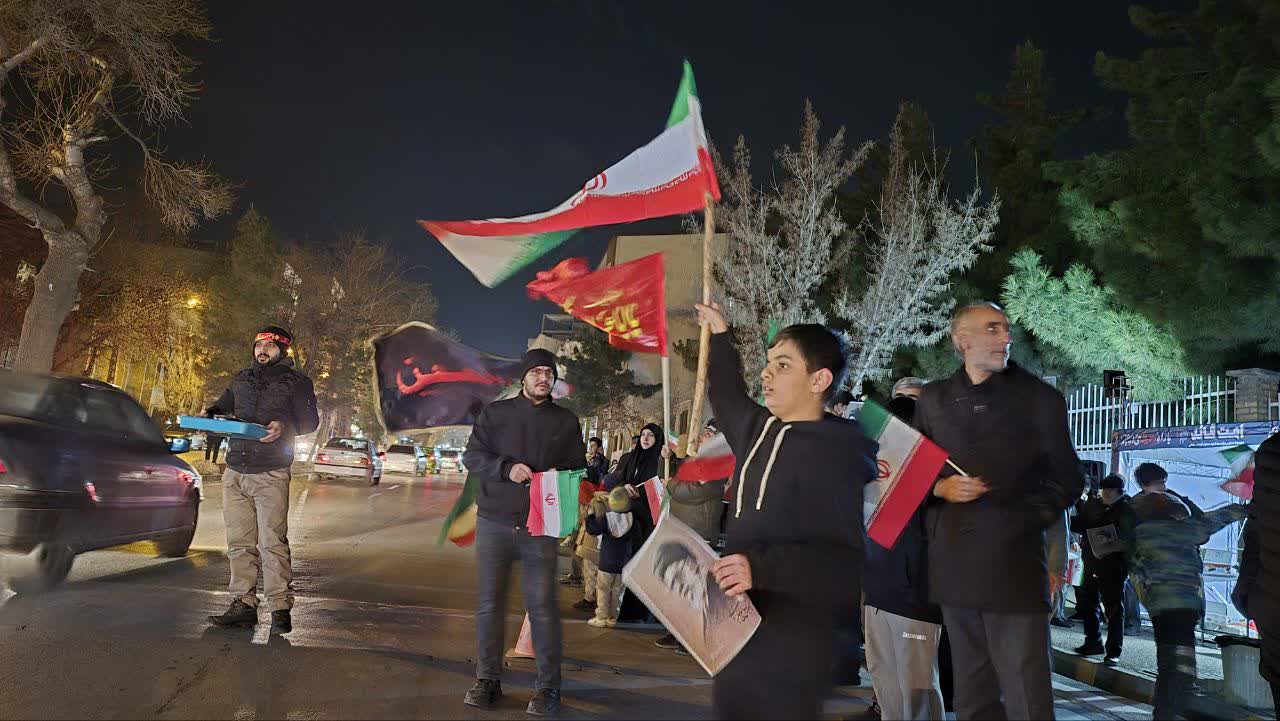  راهپیمایی خودرویی دانش آموزان، اولیا دانش آموزان و کارمندان مجموعه